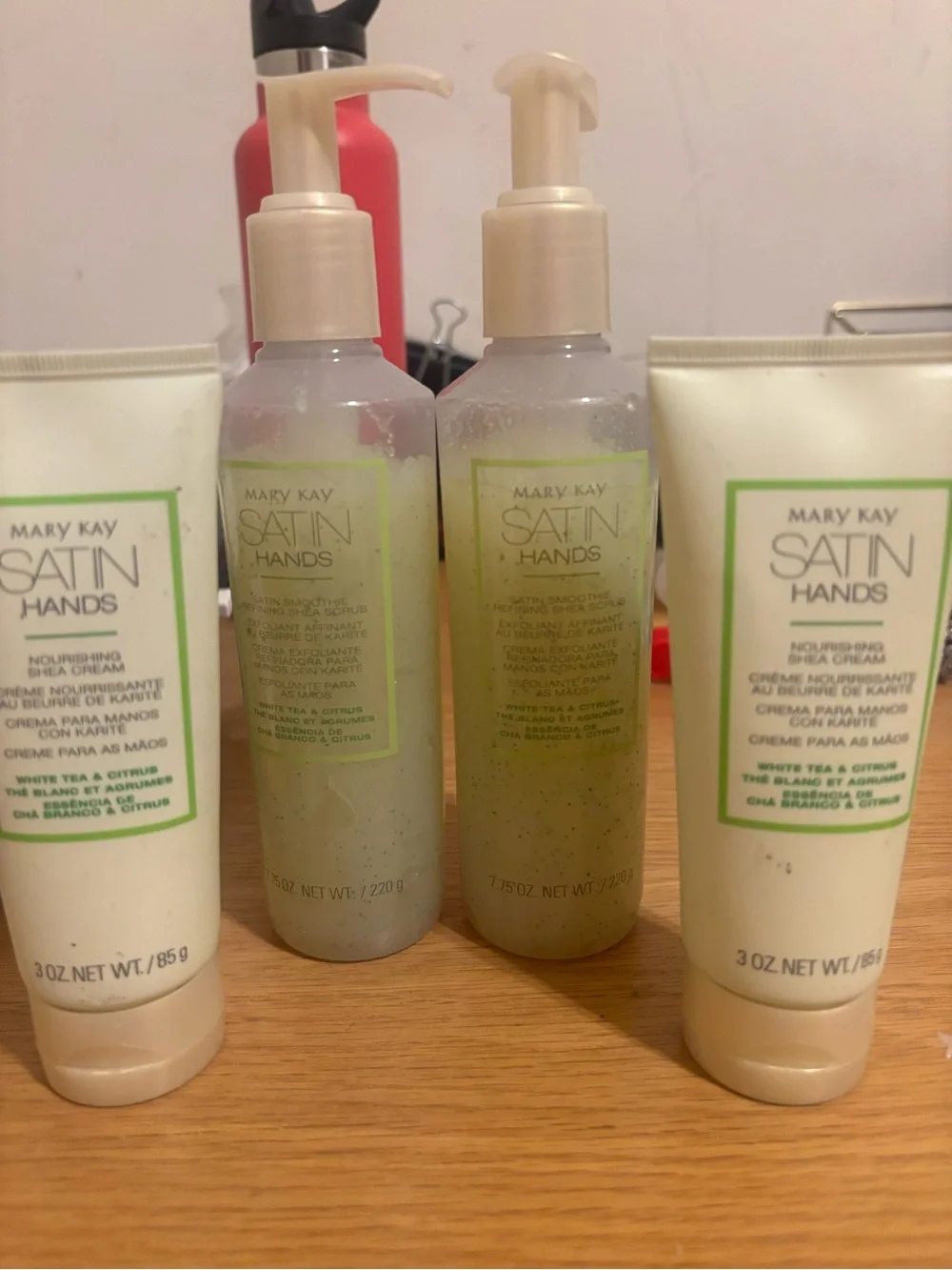 Mary Kay Satin Hands Hand Cream & Lotions – Cream and Green Accents